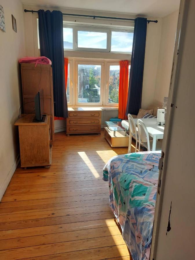 Rustic Rest Hotel Brussel Bagian luar foto
