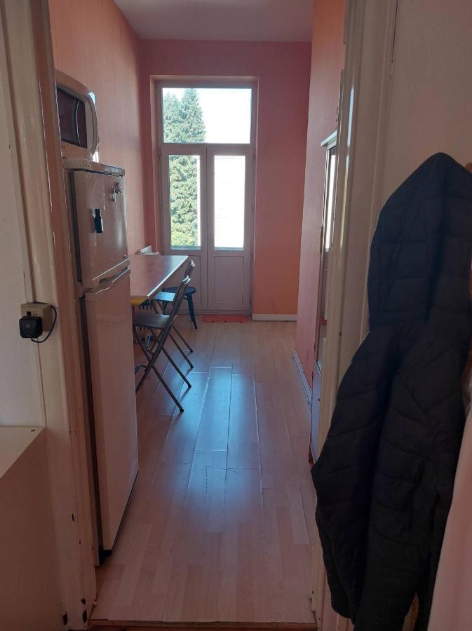 Rustic Rest Hotel Brussel Bagian luar foto
