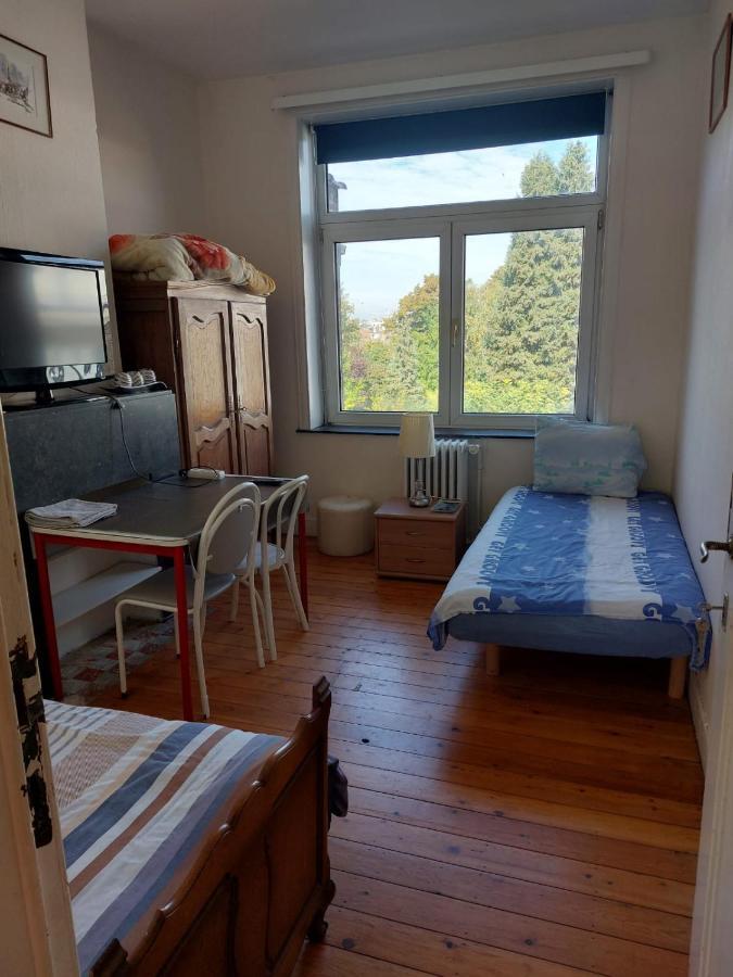 Rustic Rest Hotel Brussel Bagian luar foto
